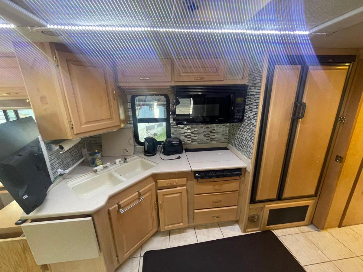 Rundle Mountain Rv Park Hotel Canmore Ngoại thất bức ảnh