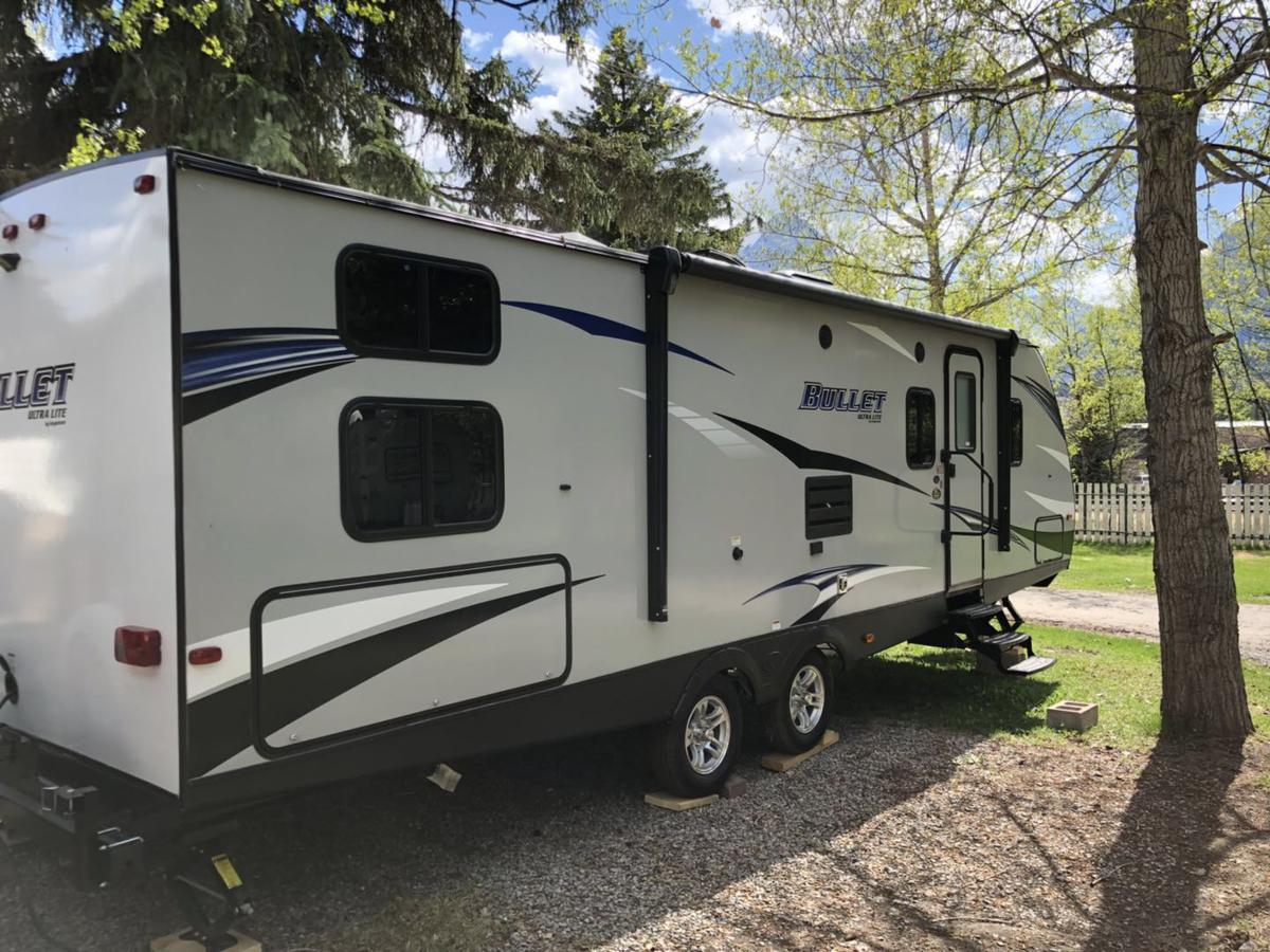 Rundle Mountain Rv Park Hotel Canmore Ngoại thất bức ảnh